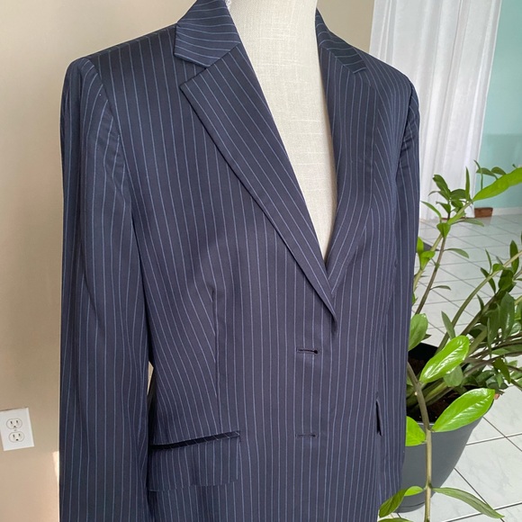 NWOT Brooks Brothers 14 Women's Suit Jacket Blazer Pinstripe Wool Navy - Picture 5 of 8